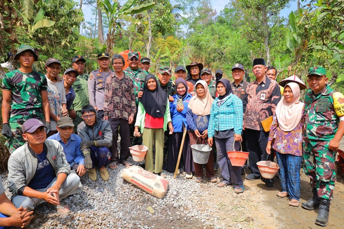 TMMD Kodim 0708/Purworejo: Percepat Pembangunan Jalan hingga Rumah Tak Layak Huni di Watuduwur