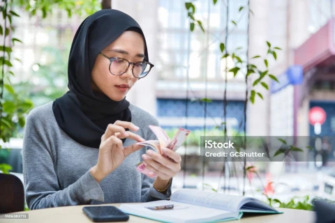 Ubah Mindset Kamu, Jika Ingin Uang Datang Dengan Mudah!