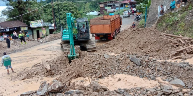 8 Tambang ‘Penyebab Banjir Sumatera’ Dibekukan: Pemerintah Mulai Bongkar Jaringan Pelanggaran di Sektor Minerba