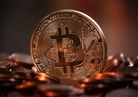 OJK Ingatkan Anak Muda Jangan Asal FOMO Kripto, Literasi Digital Jadi Kunci